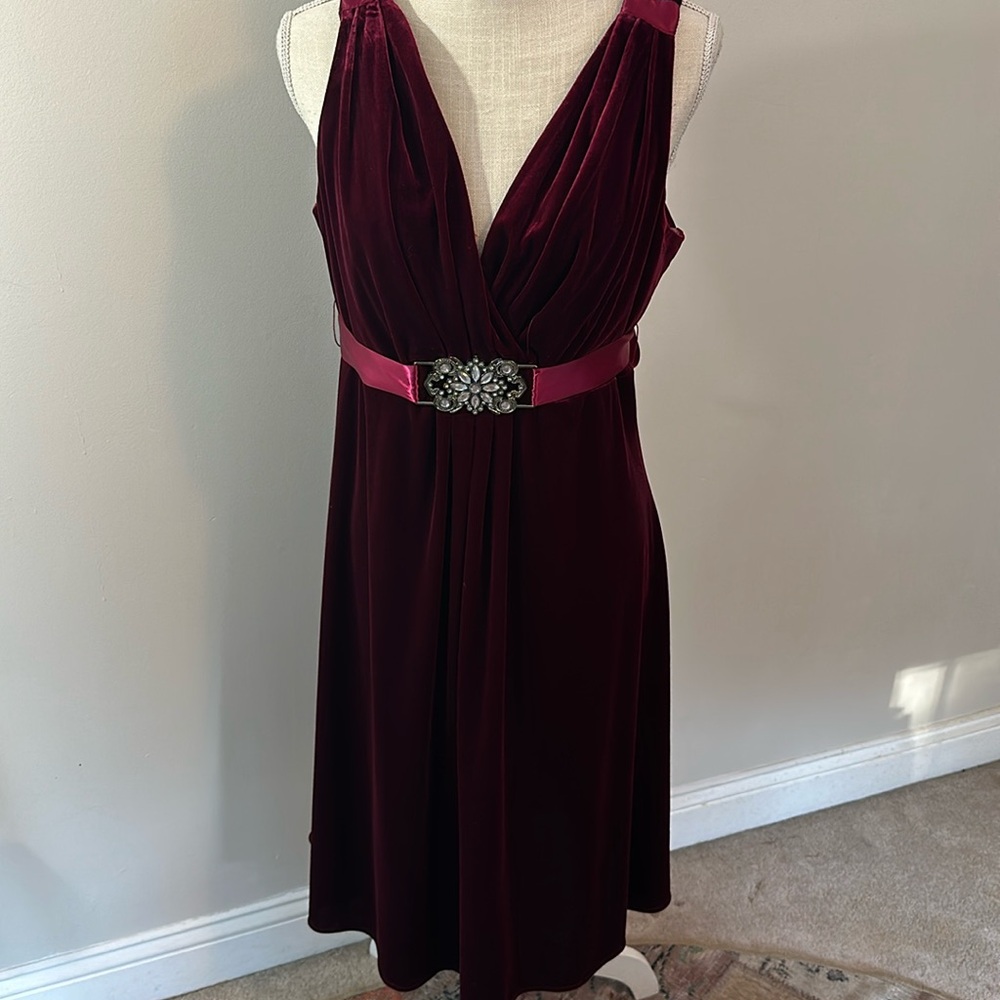 Scarlet Nite Velvety Dark Red V‎ Neck A Line Dress size 16